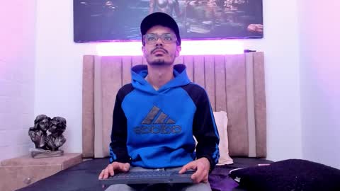 Evans  online show from January 2026 03:53:01 AM