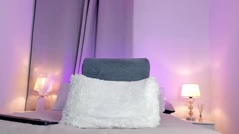 timi  jones online show from January 2025 11:22:01 PM