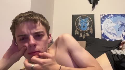 Snapshot of timveret chatting on January 2025 08:06:02 PM Wizard online show from January 2025 08:06:02 PM