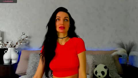 Snapshot of tina_mart chatting on February 2026 07:51:02 AM Tina online show from February 2026 07:51:02 AM