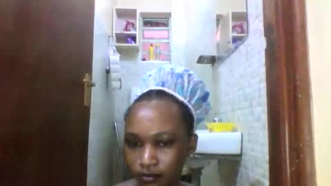 Tina online show from December 2025 12:55:02 PM