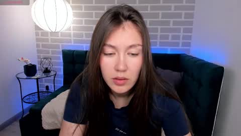 Tina  online show from November 2025 01:28:01 AM