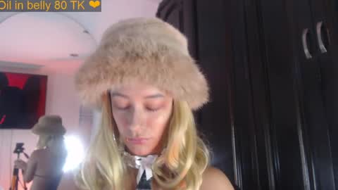 Snapshot of tina_wild_ chatting on April 2026 09:26:02 PM Tina Wild online show from April 2026 09:26:02 PM