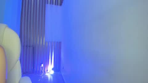 Tina  online show from October 2025 05:08:01 AM