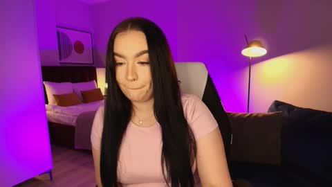 hi im curvy babyface girlie Tina online show from February 2026 08:18:02 AM