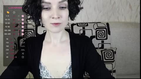 Snapshot of tinawincee chatting on February 2025 05:41:01 AM Tina online show from February 2025 05:41:01 AM