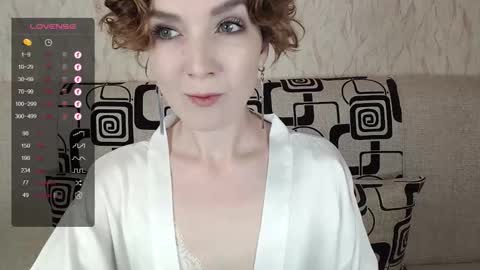 Snapshot of tinawincee chatting on October 2025 05:04:01 AM Tina online show from October 2025 05:04:01 AM