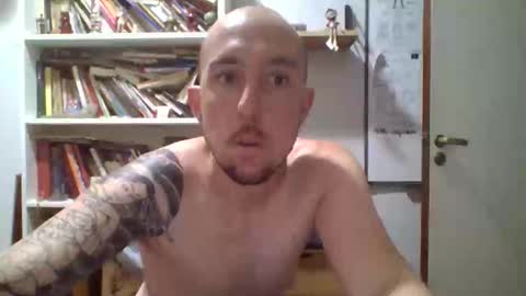 tinchox42 online show from January 2026 12:48:01 AM