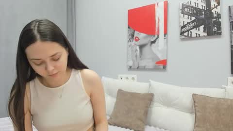 Snapshot of tiny__juju chatting on February 2026 01:34:01 AM JuJu online show from February 2026 01:34:01 AM
