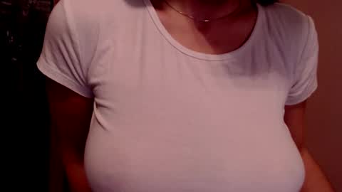 Lily online show from December 2024 09:18:01 AM