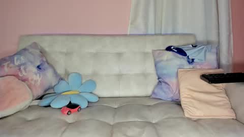 tiny_cora online show from February 2025 07:49:01 PM