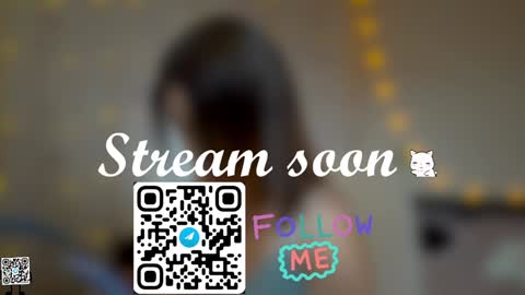 Snapshot of tiny_miracle chatting on January 2025 07:58:01 AM Lyssa online show from January 2025 07:58:01 AM