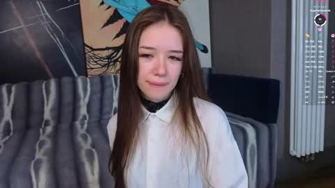 Snapshot of tinyanie chatting on May 2026 06:13:01 PM Annie online show from May 2026 06:13:01 PM