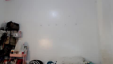 Make me Happy online show from December 2024 06:05:01 PM