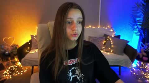 Snapshot of tinynataliee chatting on May 2026 08:27:02 PM tinynataliee online show from May 2026 08:27:02 PM