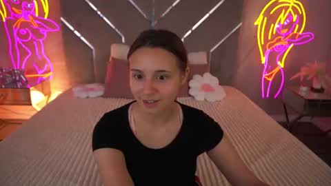 Snapshot of tinynataliee chatting on July 2026 01:29:01 PM tinynataliee online show from July 2026 01:29:01 PM