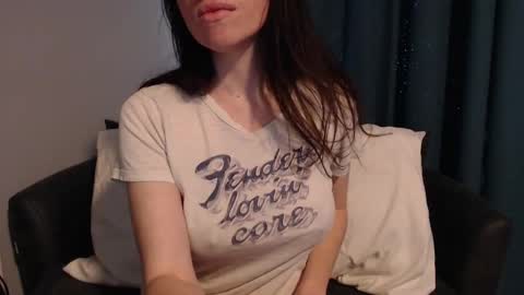 Snapshot of tinyytina chatting on January 2025 07:13:02 PM TinyyTina online show from January 2025 07:13:02 PM