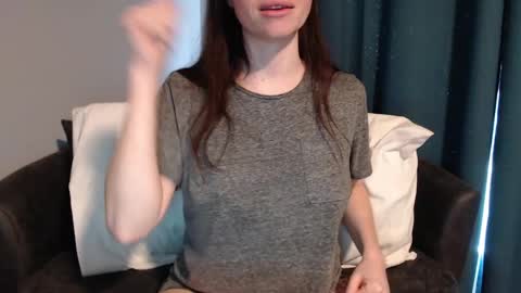 Snapshot of tinyytina chatting on January 2025 02:52:01 PM TinyyTina online show from January 2025 02:52:01 PM