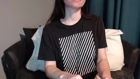 Snapshot of tinyytina chatting on March 2025 10:16:02 AM TinyyTina online show from March 2025 10:16:02 AM