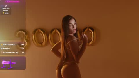 Snapshot of tiphani_walker_ chatting on December 2024 03:04:02 AM Tiphani Walker online show from December 2024 03:04:02 AM