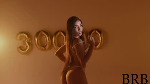 Snapshot of tiphani_walker_ chatting on February 2025 04:43:01 AM Tiphani Walker online show from February 2025 04:43:01 AM