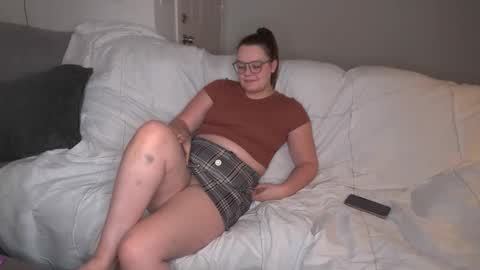 Snapshot of tippycrescent chatting on December 2024 05:13:01 AM Tippy online show from December 2024 05:13:01 AM
