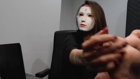 Tinks online show from February 2026 04:53:01 AM