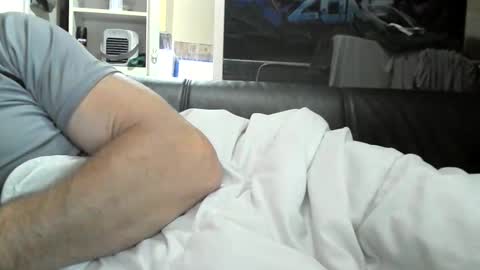 Snapshot of titfred54380 chatting on May 2026 11:58:01 PM frederic online show from May 2026 11:58:01 PM