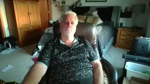 titsantats online show from September 2025 10:59:02 PM