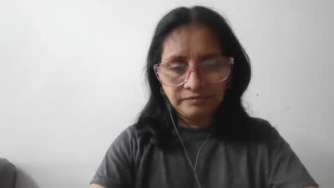 Ester online show from March 2026 05:08:01 PM