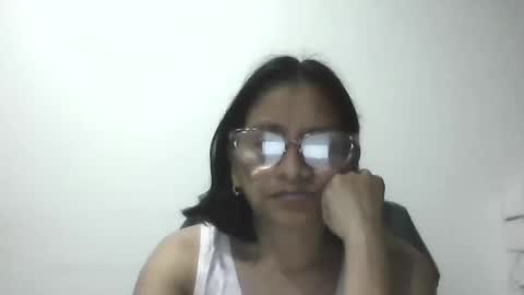 Snapshot of titssmall123 chatting on June 2026 08:17:02 AM Ester online show from June 2026 08:17:02 AM