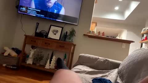 Snapshot of tj912 chatting on January 2025 11:13:01 PM Tj online show from January 2025 11:13:01 PM