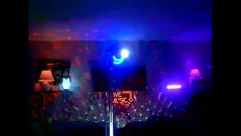 TK online show from October 2025 12:43:02 AM