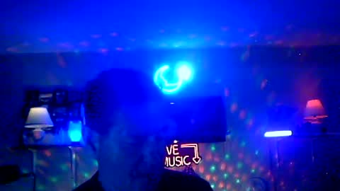 Snapshot of tkthedj chatting on June 2026 02:44:01 AM TK online show from June 2026 02:44:01 AM