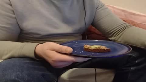 Tom online show from December 2024 09:44:02 AM