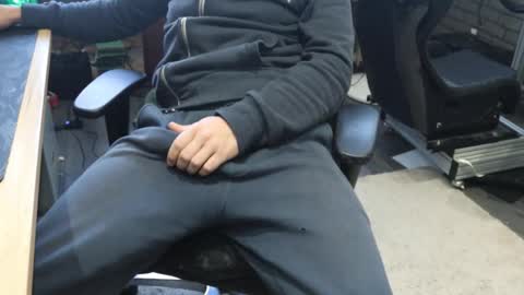 toarte online show from November 2025 10:06:02 AM