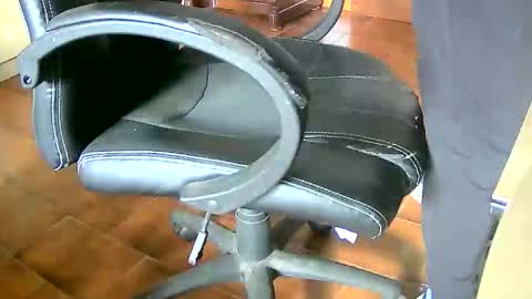 Tobiko online show from December 2025 02:00:02 PM