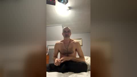 toddpascoe77 online show from April 2026 06:47:02 AM