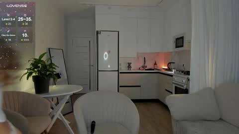 Liza online show from April 2026 04:15:02 PM