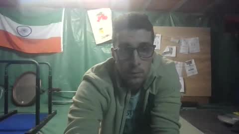 toinouillou9813 online show from October 2025 08:20:02 PM