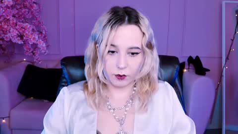 Tolli Moll online show from January 2025 08:31:01 AM