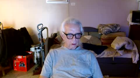 tom112292014 online show from September 2025 05:57:02 PM