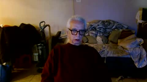 Snapshot of tom112292014 chatting on May 2026 01:38:02 PM tom112292014 online show from May 2026 01:38:02 PM