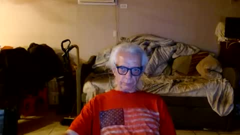 Snapshot of tom112292014 chatting on May 2026 01:57:16 AM tom112292014 online show from May 2026 01:57:16 AM