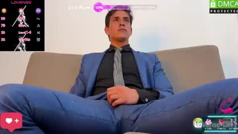 TOM online show from July 2026 04:33:01 PM