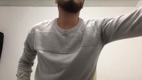 Snapshot of tom_col1 chatting on March 2026 10:27:01 PM tom_col1 online show from March 2026 10:27:01 PM