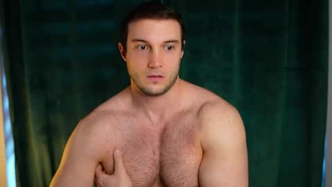 Snapshot of tom_fordd chatting on April 2026 04:21:01 AM Tom online show from April 2026 04:21:01 AM