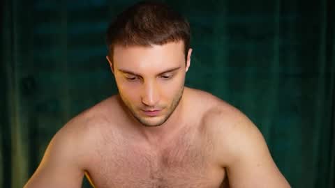 Snapshot of tom_fordd chatting on May 2026 04:45:02 PM Tom online show from May 2026 04:45:02 PM