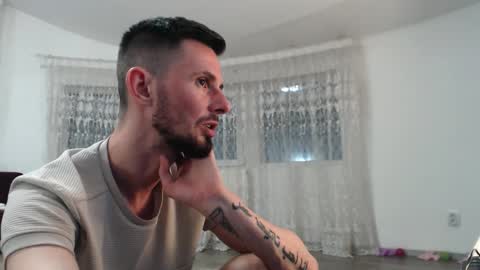 Michael online show from October 2025 05:20:02 PM