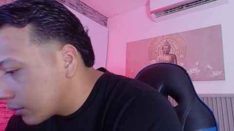 Tom muscle1 online show from March 2026 11:58:02 AM